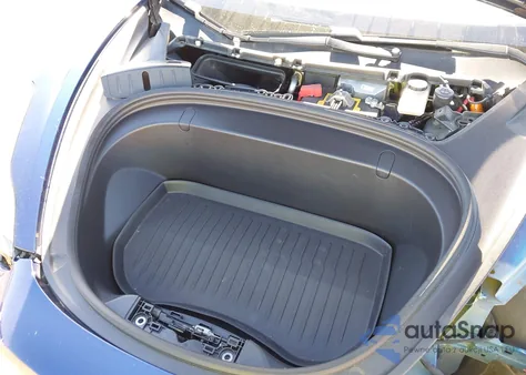 2018 Tesla Model 3 Long Range/Mid Range from USA, damaged, VIN 5YJ3E1EA5JF022620